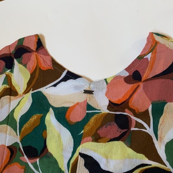 O’Neill beach coverup Tamra floral XS S NWT - Picture 6 of 13